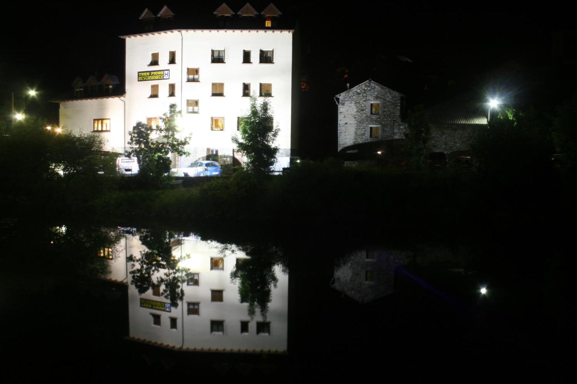 Tres Picos Hotel Eriste Kültér fotó